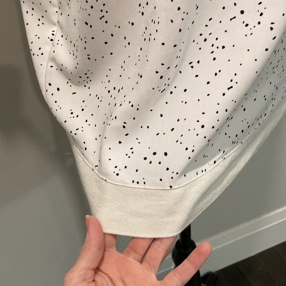 BELLE Vere Polka Dots Blouse Medium - Picture 10 of 14